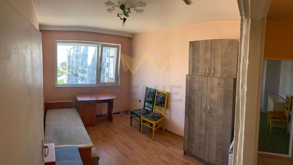 Дава се под наем Тристаен апартамент в Варна, Кайсиева градина - 97 кв.м за 408 € - Снимка #1