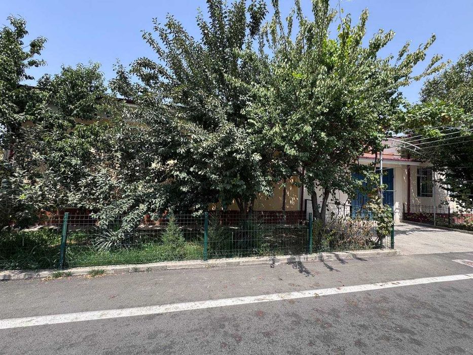 Образцовый дом на Геофизике 6 сот, бассейн, сауна, фасад 18, гл 33,5 =