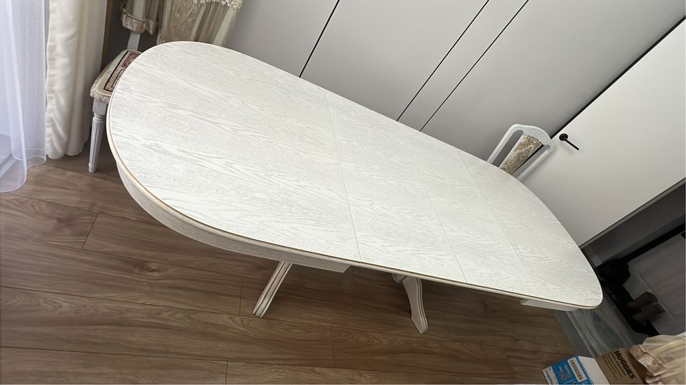 Дубовый Стол со стульями