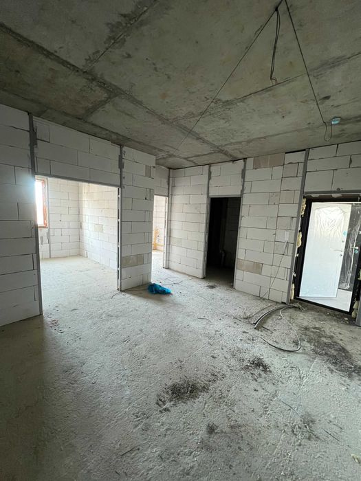 СРОЧНО Chinara Park 2/9/10 47 кв