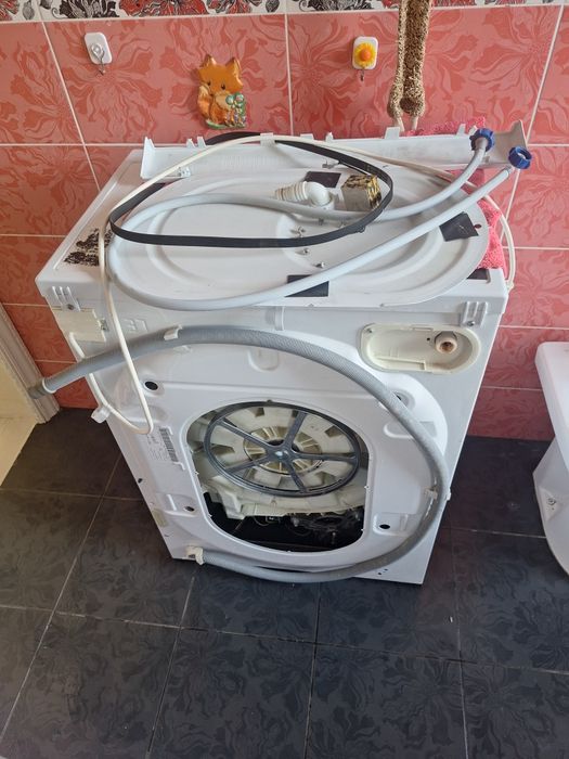 Продам стиральная машина.