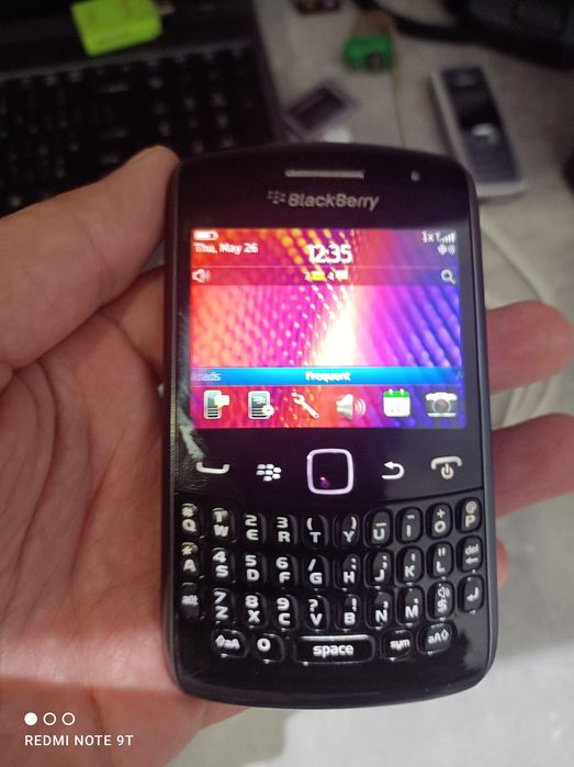 Blackberry 9670,Nokia 72 05