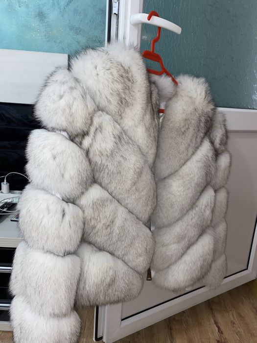 Blană naturala de vulpe,albă