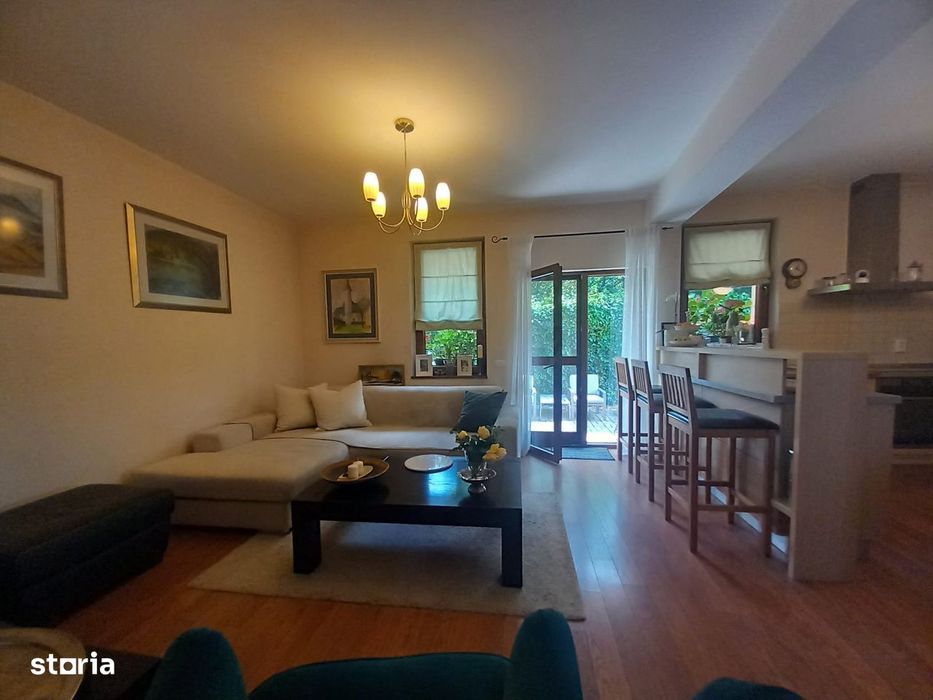 Într-o zona rezidentiala selectă, pe strada Plugarilor, casa din 2010!