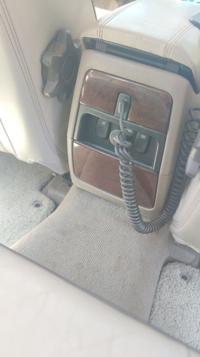 Продавам  цяло или на части Volvo s80