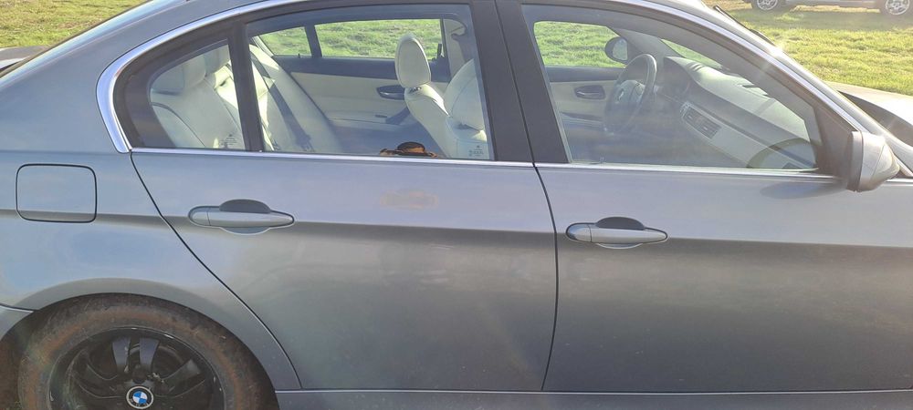 Врата /Врати /  Задна вратаза BMW E 90 320 2.0I 150к.с