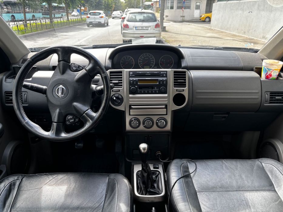 Nissan x-trail 2500 benzină +Gpl