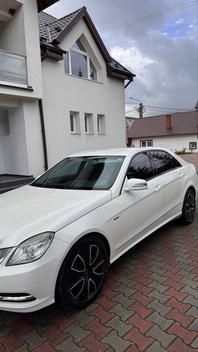 MERCEDES-BENZ E-Class 2012 — imagine 2