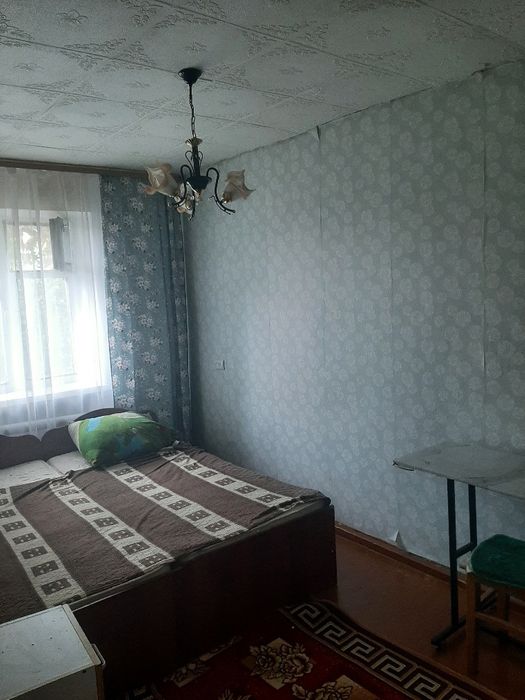 Срочно 2х комнатная квартира