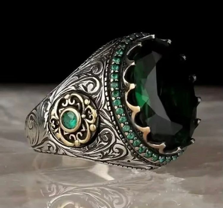 Луксозни мъжки пръстени