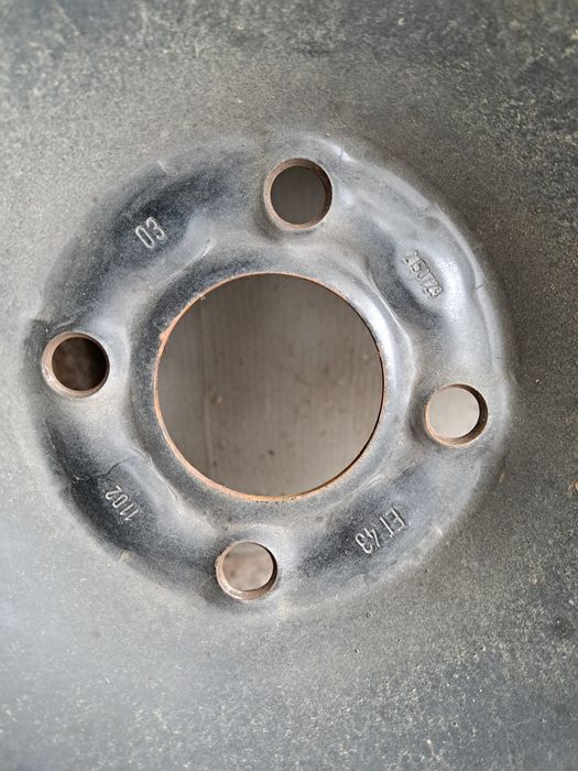 Debica Frigo 2 185/65/15 DOT 2924 с джанта ЕТ 43 4×100за Рено и други