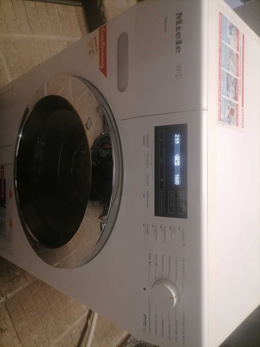 Miele W1 / WKH130/ TwinDos / пералня с капацитет до 8 кг