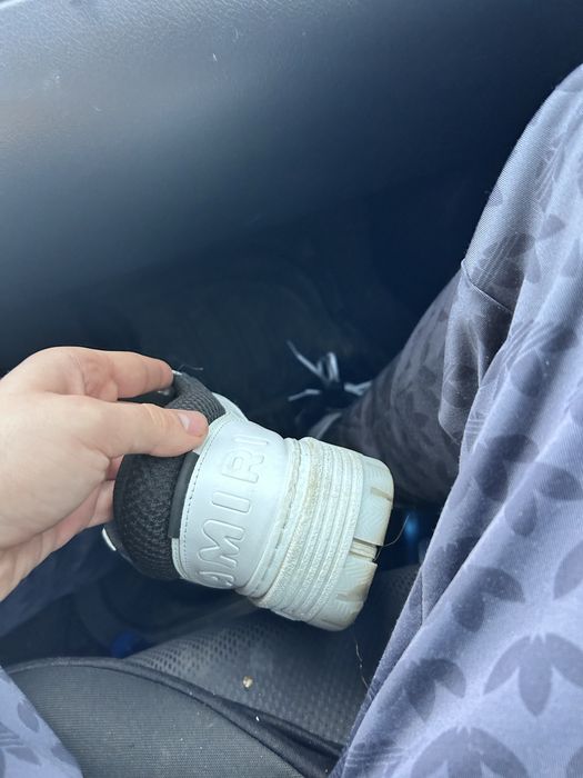 vand amiri stare buna 10/10 200 doar azi