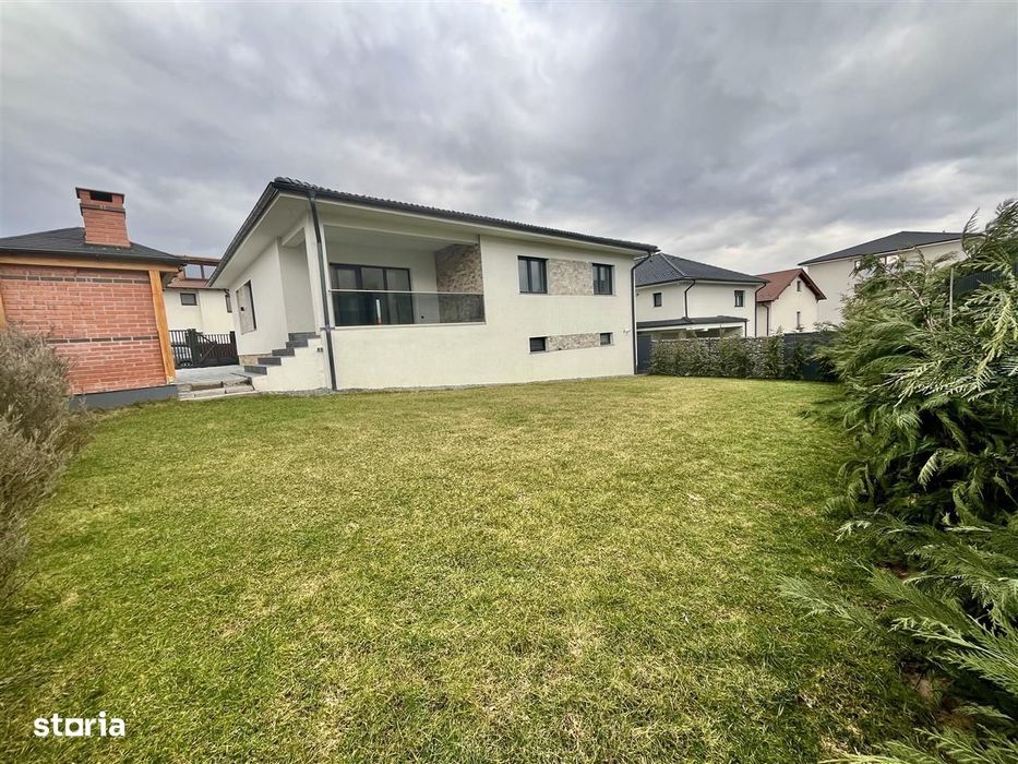 Casa individuala, 200 mp utili, teren 490 mp, curte mare - Selimbar