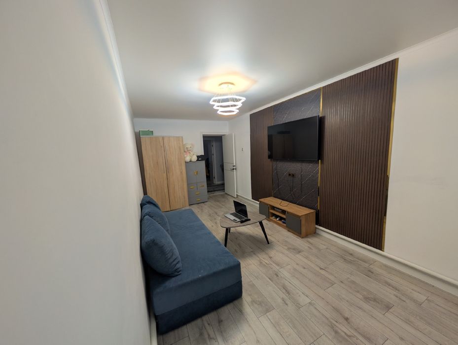 Продаётся 2 ком квартира на 3 этаже