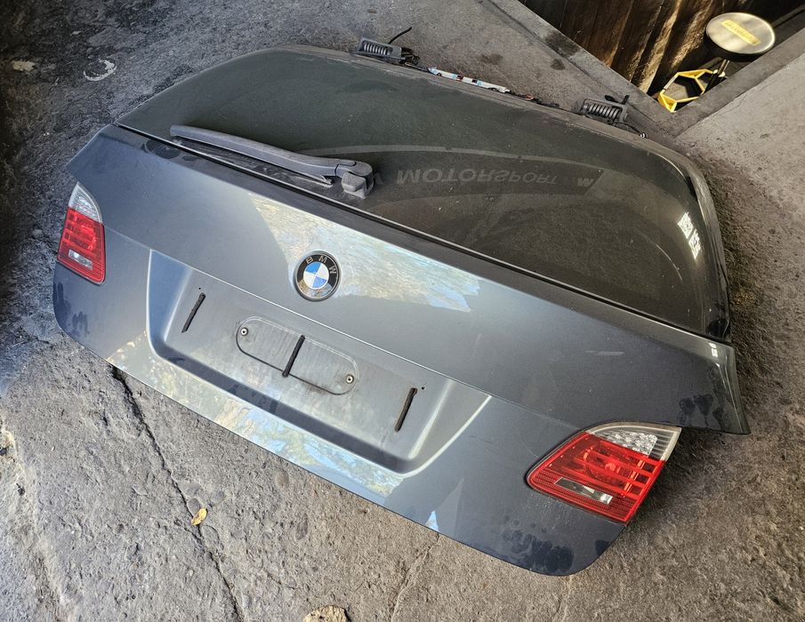 Заден капак багажник за бмв е61 bmw e61 bagajnik