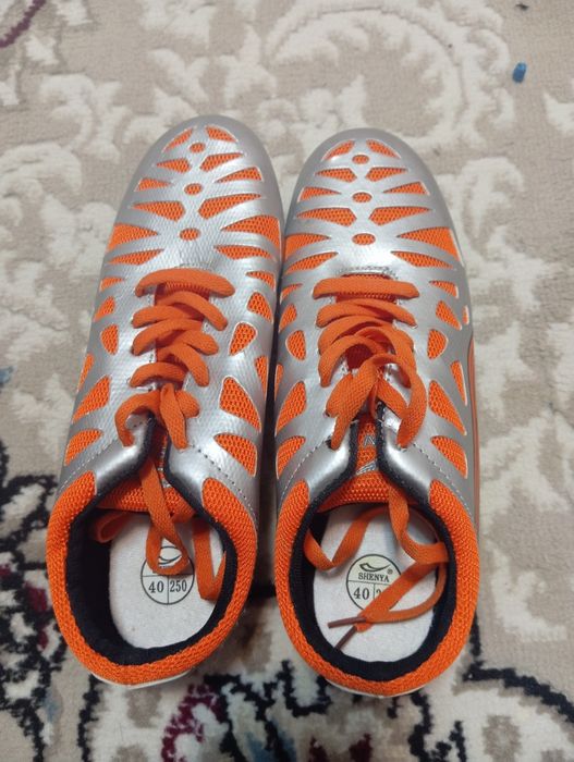 Futbol butsi yangi kelishiladi