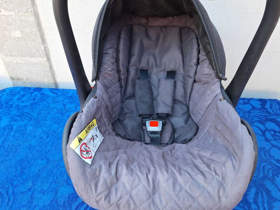 **Karwala Black One | scoica scaun auto copii 0 - 13 kg