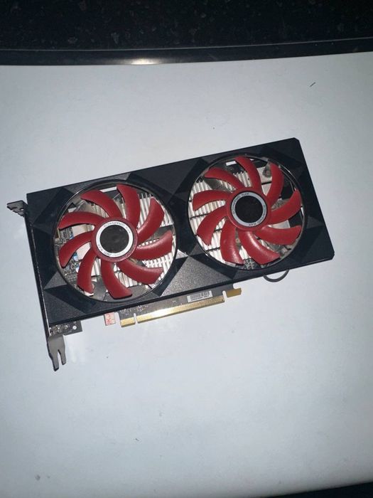 RX 560 4GB XFX ULTRA срочно продам!