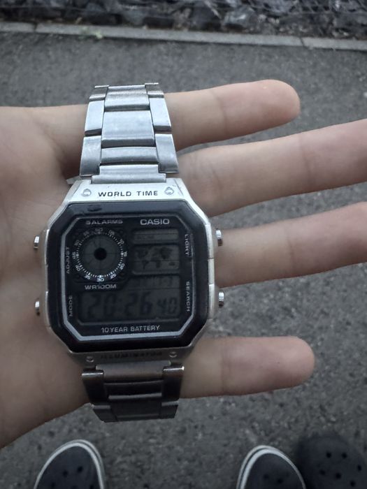 Casio AE-1200WHD («Casio Royale»).