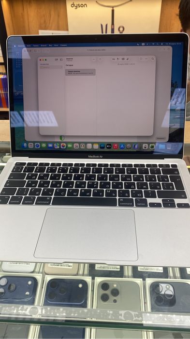 Apple MacBook Air 13 (M1, 2020) 8/256