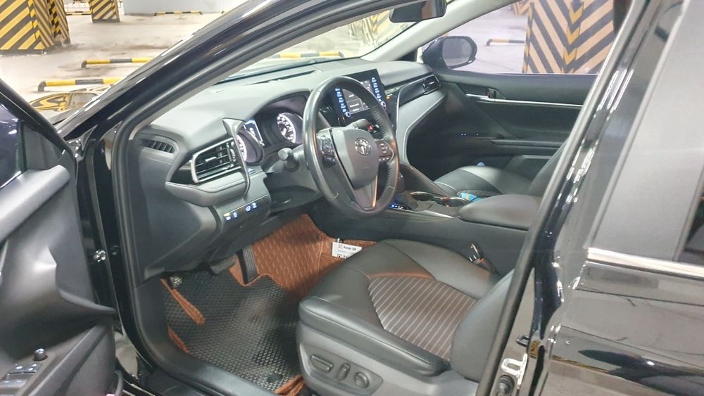 ПРОДАМ 3д полик на Тойта камри 70,75