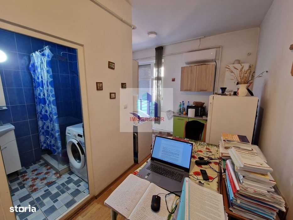 Apartament cu 1camera de vanzare, cu centrala proprie pe gaz in Iosia.