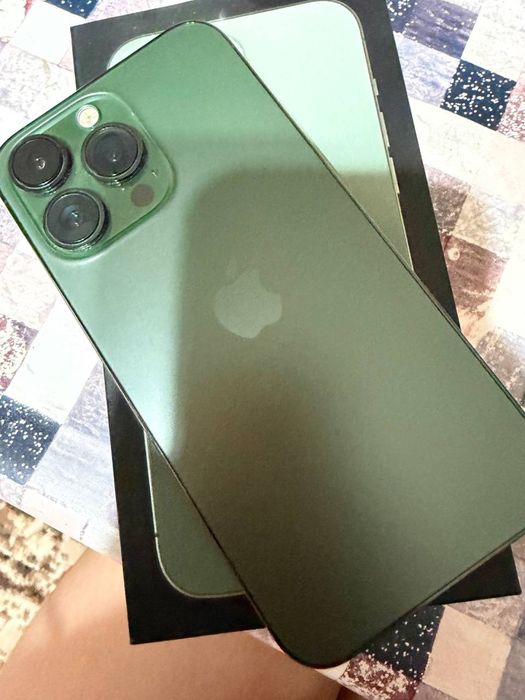 Продам айфон 13 про