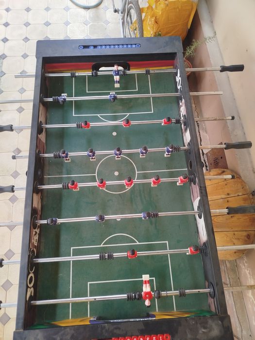 Stol futboli sotiladi