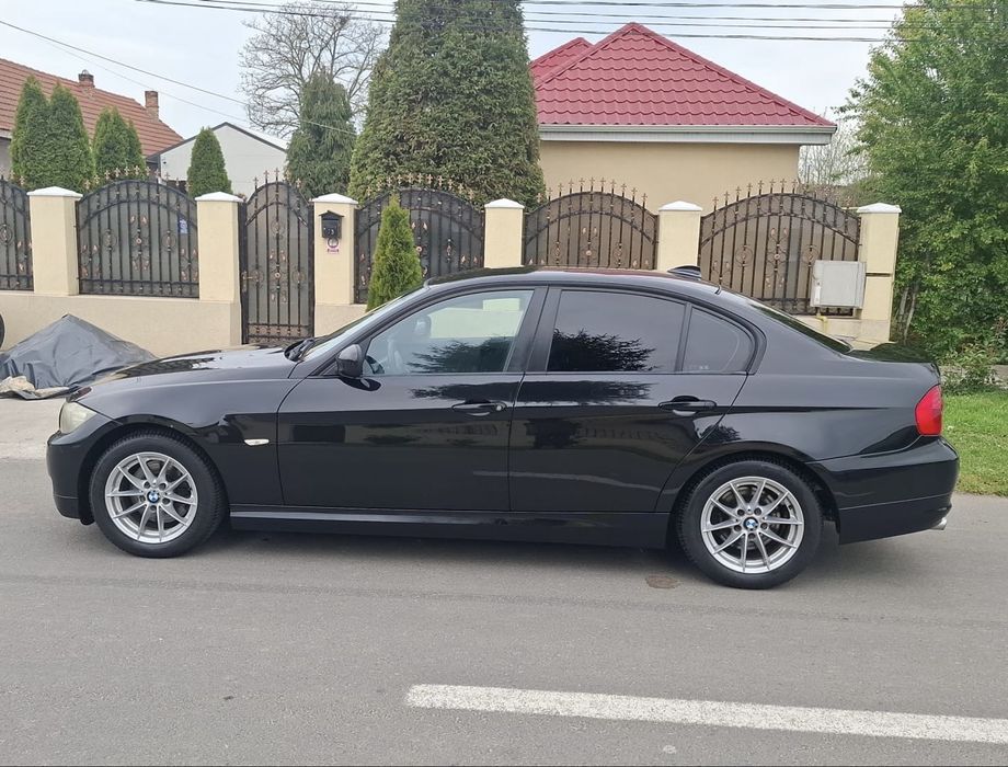 BMW 3 Series 2011 — imagine 2