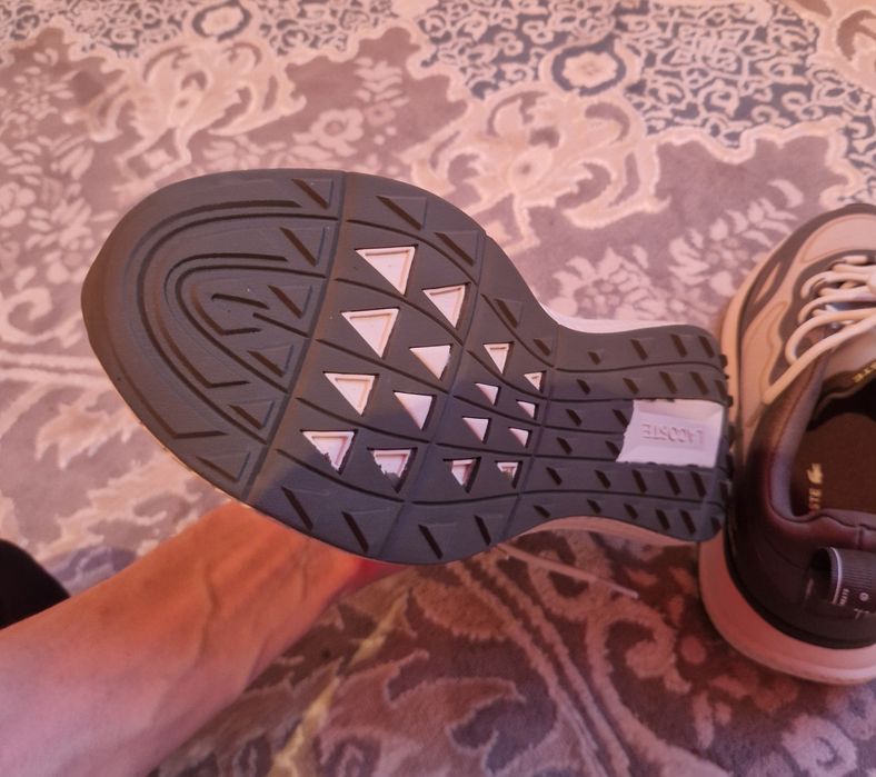 Новые Кроссовки Lacoste, размер 43.