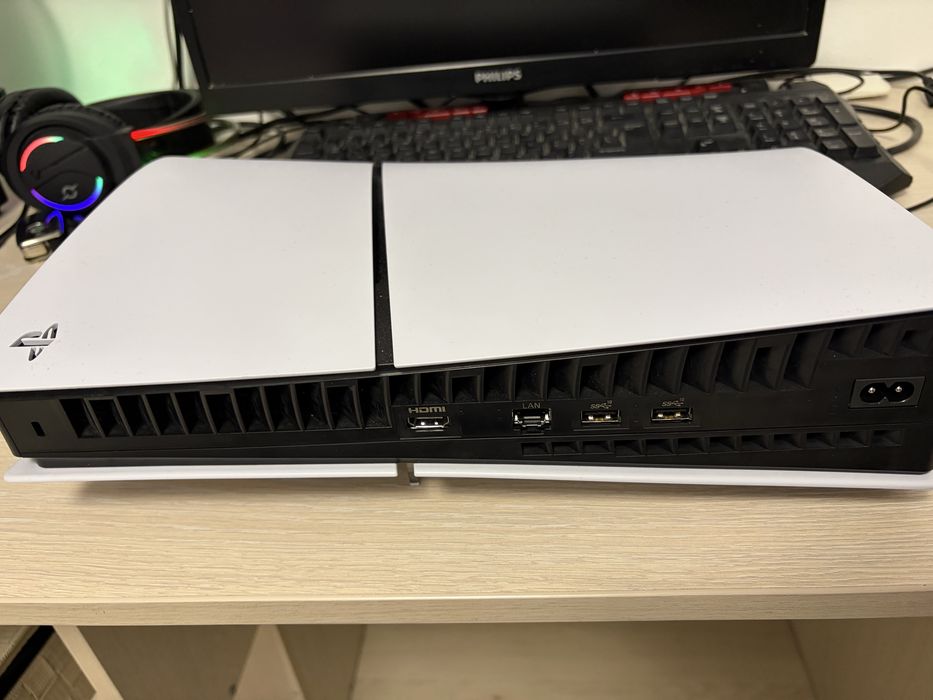 PlayStation 5 slim 1TB disk edition
