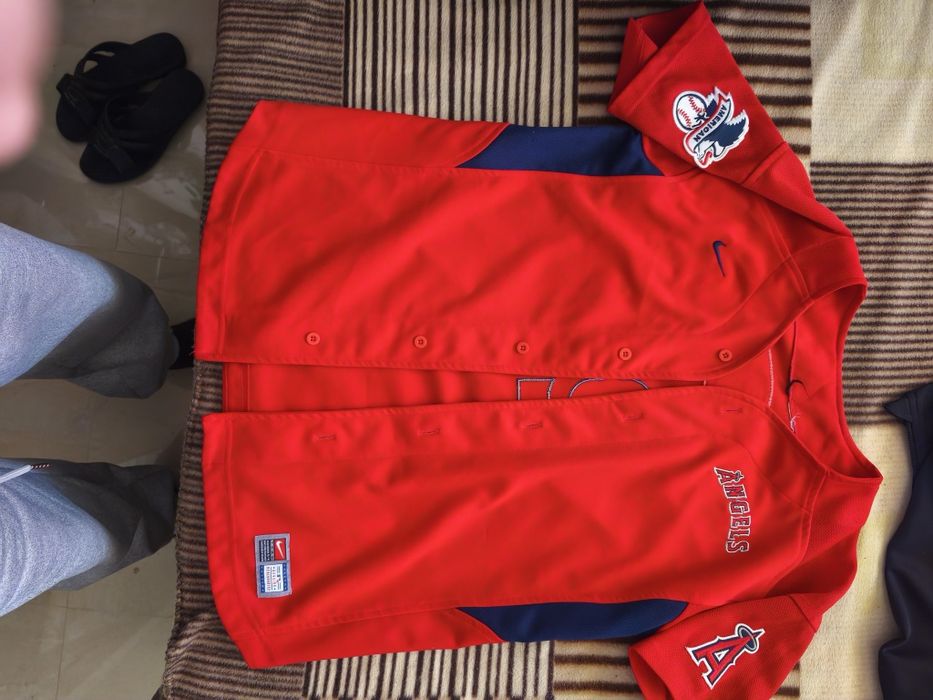 Bluză baseball Nike ,cred că este  mărimea S
