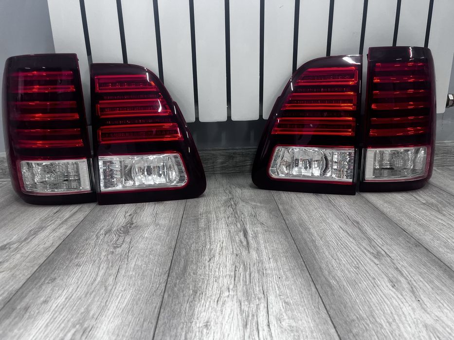 Фары задние LEXUS 470