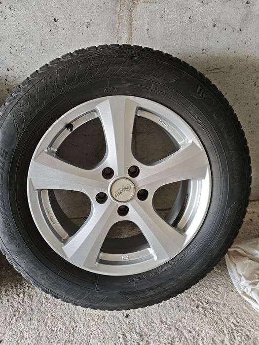 17 джанти от Honda CR-V със зимни гуми 225/65/17