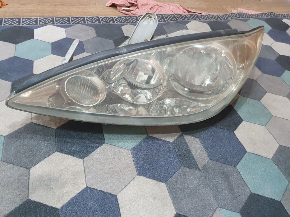 Продам фару камри 35