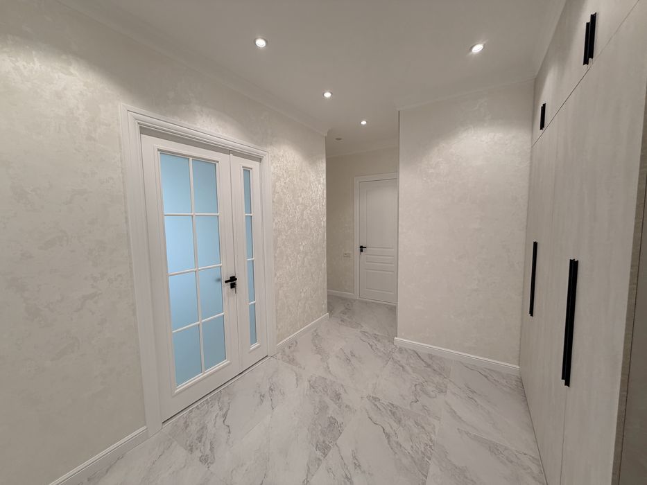 NRG Jomiy 2/2/12  продается двухкомнатная квартира, с новым ремонтом.