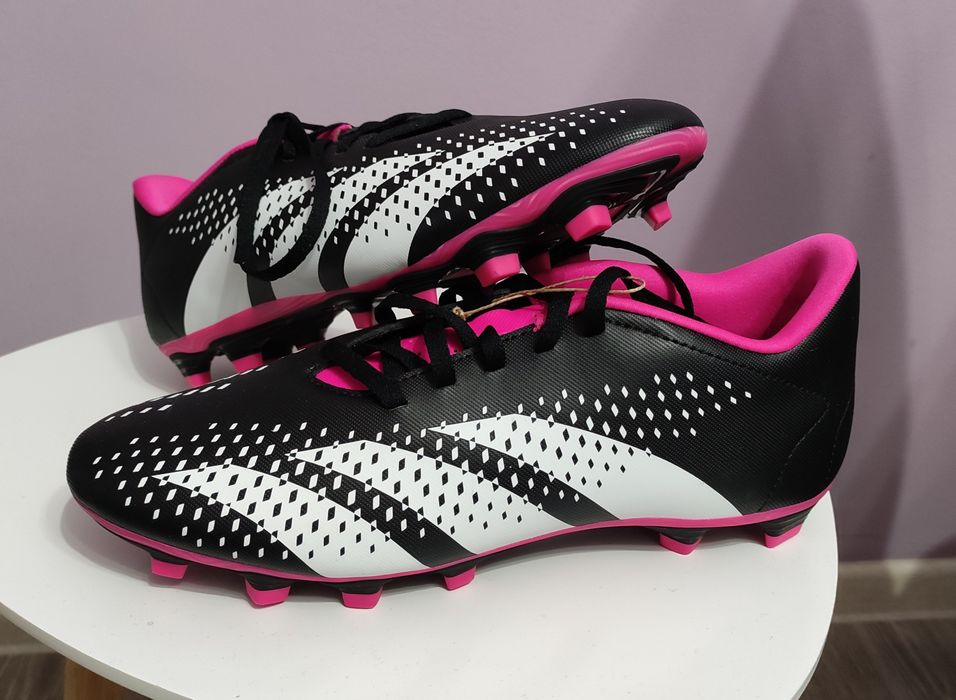 Нови ADIDAS PERFORMANCE  Predator Accuracy.4
 Номер: 42