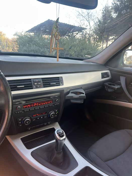BMW Seria 3 E90 Facelift | 2.0 Benzină | 2009 | 3.299 €