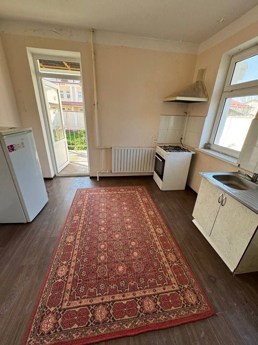 4 хонали 6 сотих ХОВЛИ сотилади