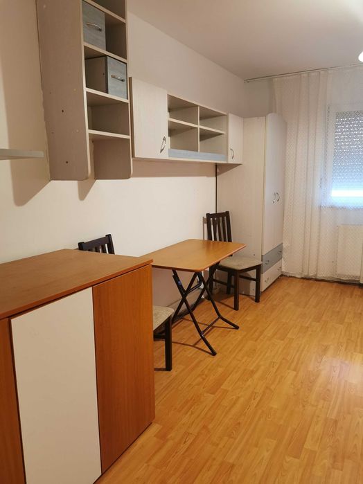 Garsoniera de inchiriat