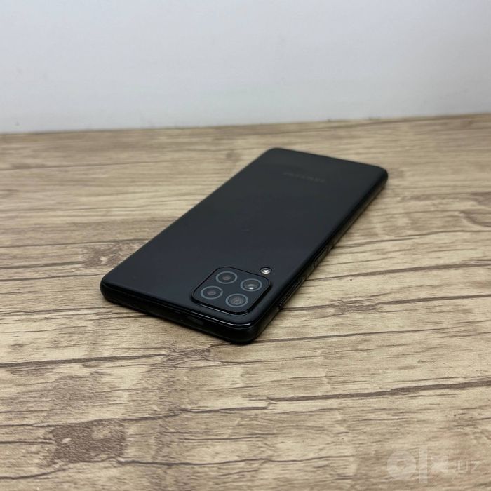 Samsung Galaxy A22 tinniq
