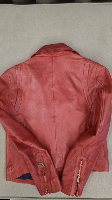 Кожено яке червено естествена кожа Stradivarius