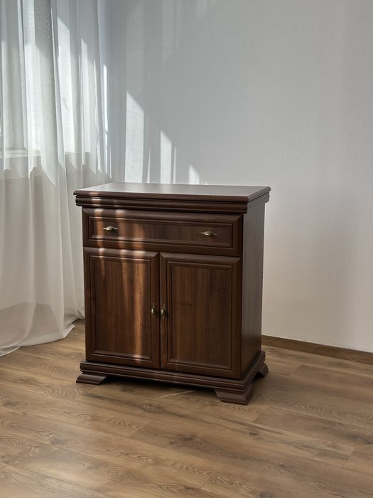 Comoda lemn nuc,88x46x97