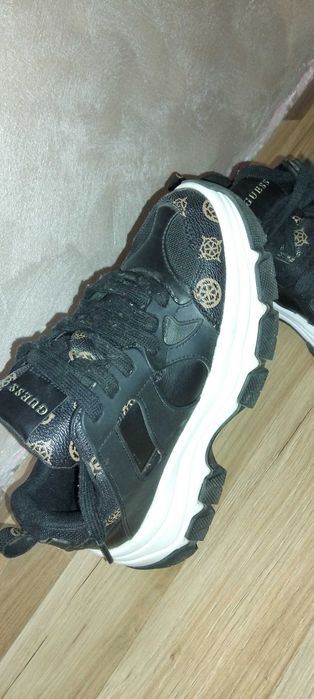 Дамски маратонки