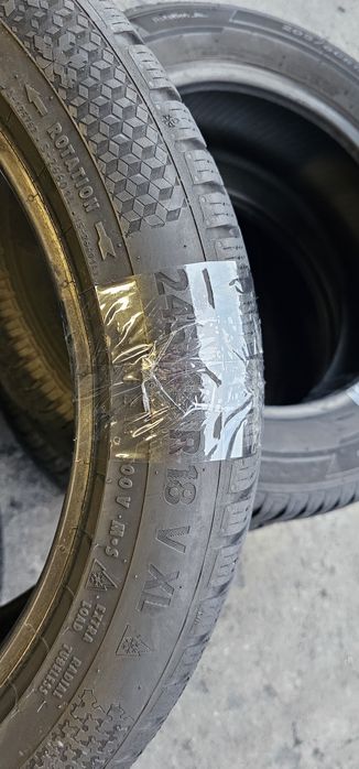 225 55 R 17 Continental iarna