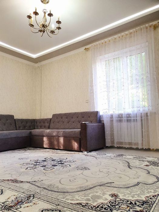 2-комнатная высокоп-ка. С ремонтом с мебелью техникой. Всё раздельный.