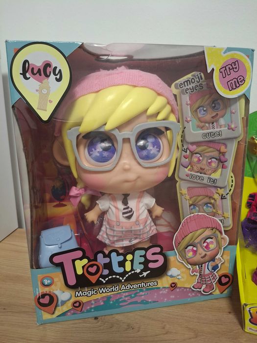 Vand lot cu 3 papusi ( Trotties - Lucy, Roxie Rocker si Nella printesa cavaler)