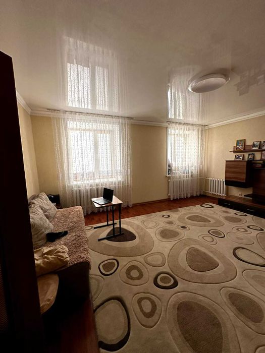 Продам 2 комнатную квартиру