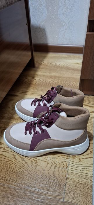 женские ботинки новая